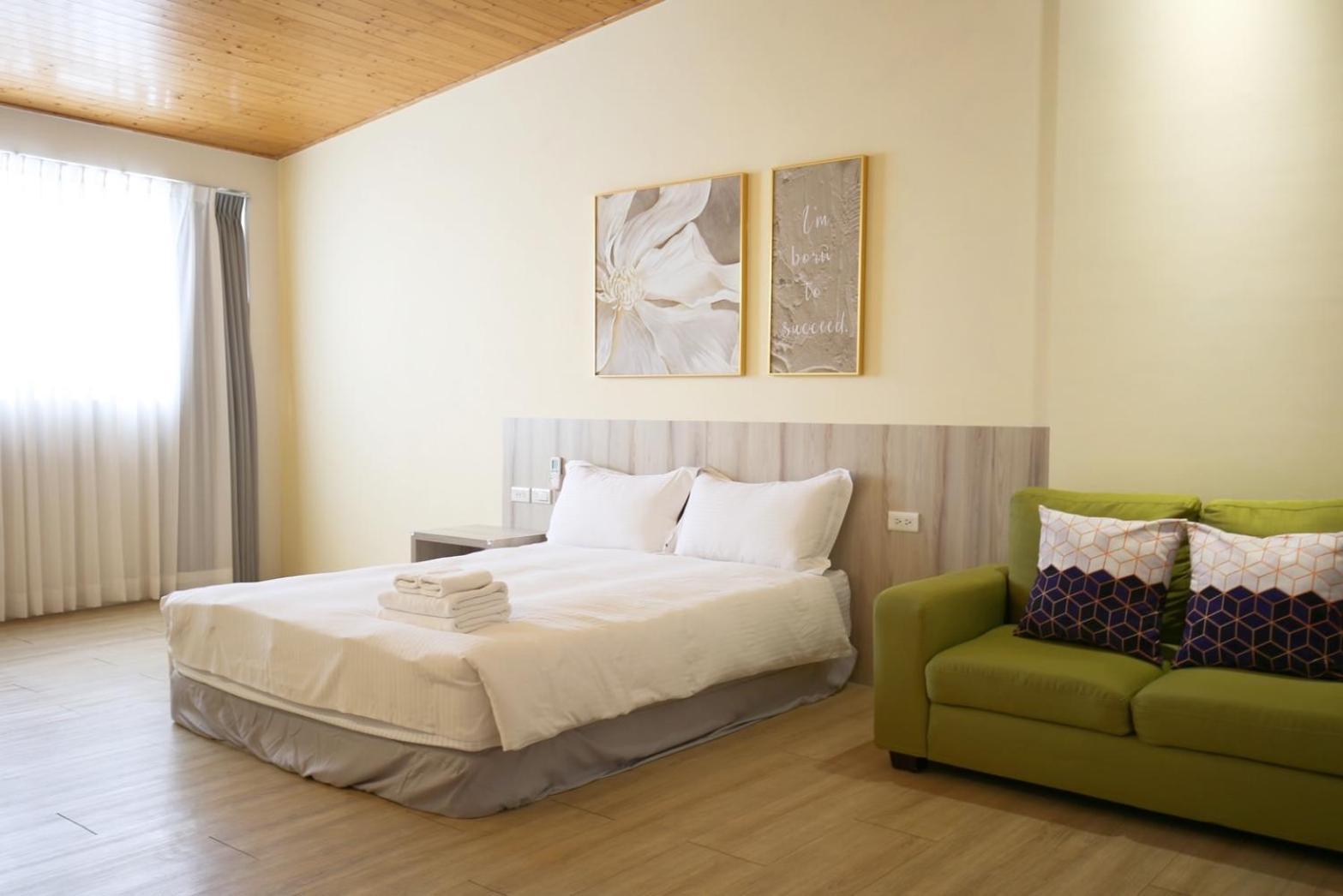טאינאן Canal Walk Inn מראה חיצוני תמונה