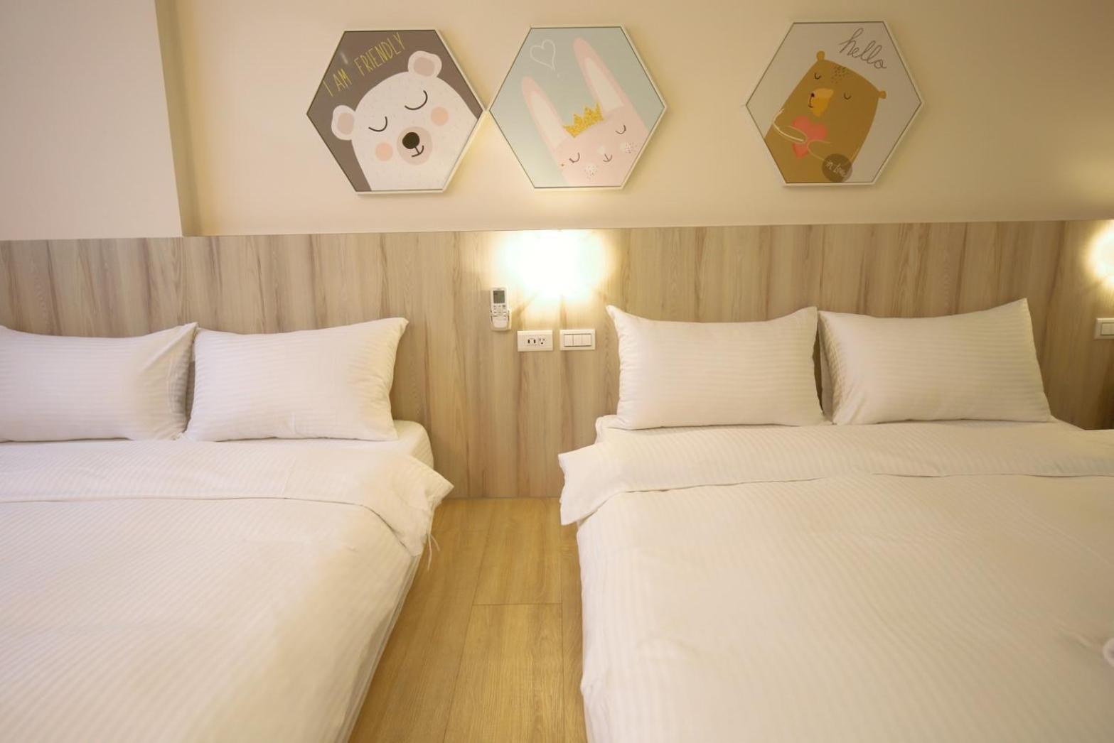 טאינאן Canal Walk Inn מראה חיצוני תמונה