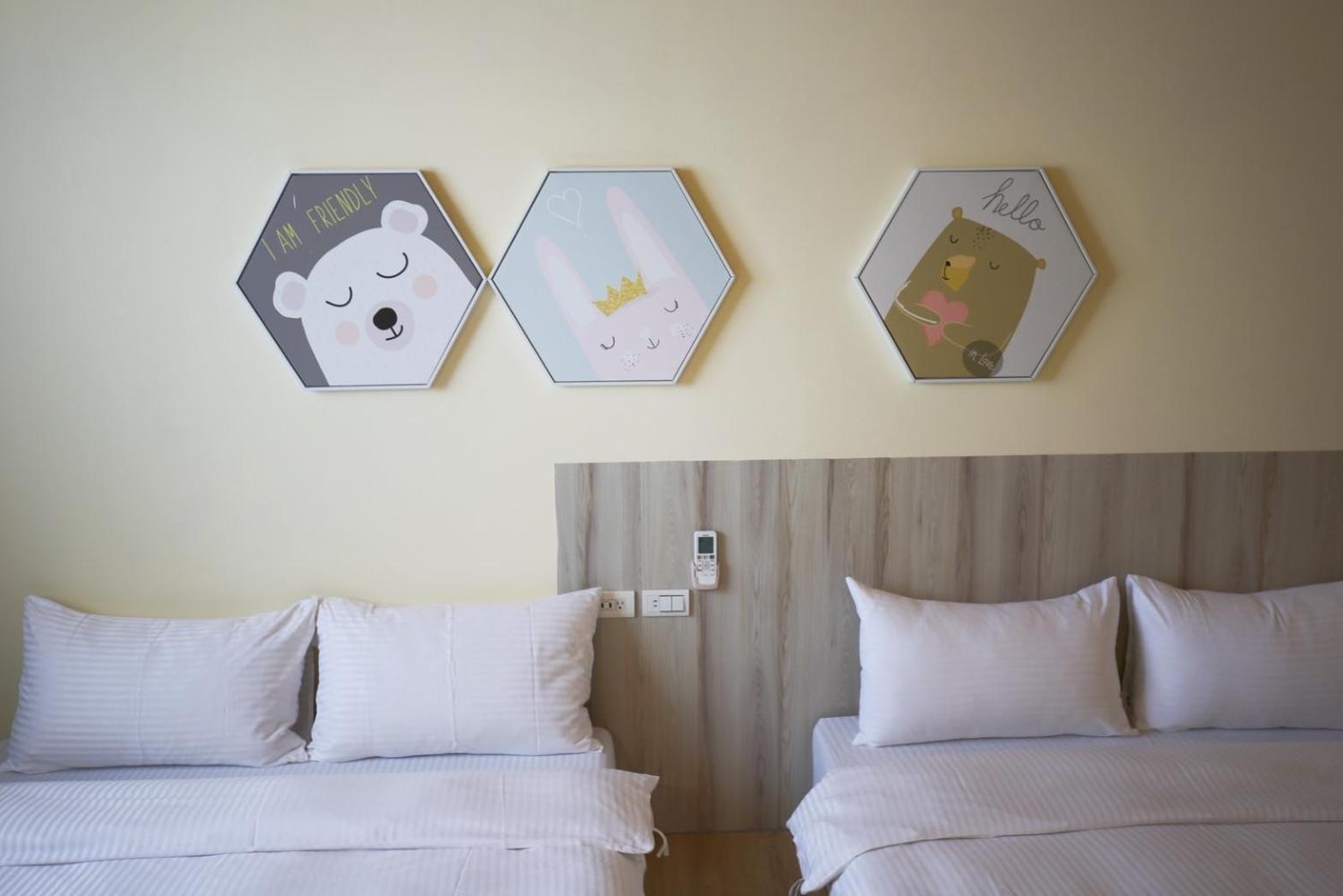 טאינאן Canal Walk Inn מראה חיצוני תמונה