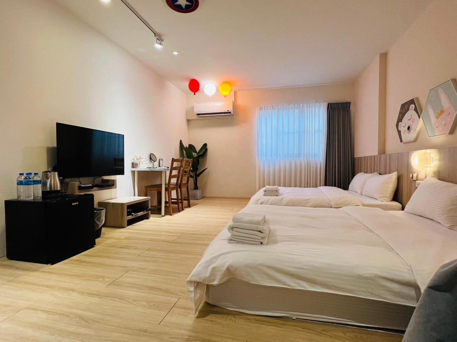 טאינאן Canal Walk Inn מראה חיצוני תמונה