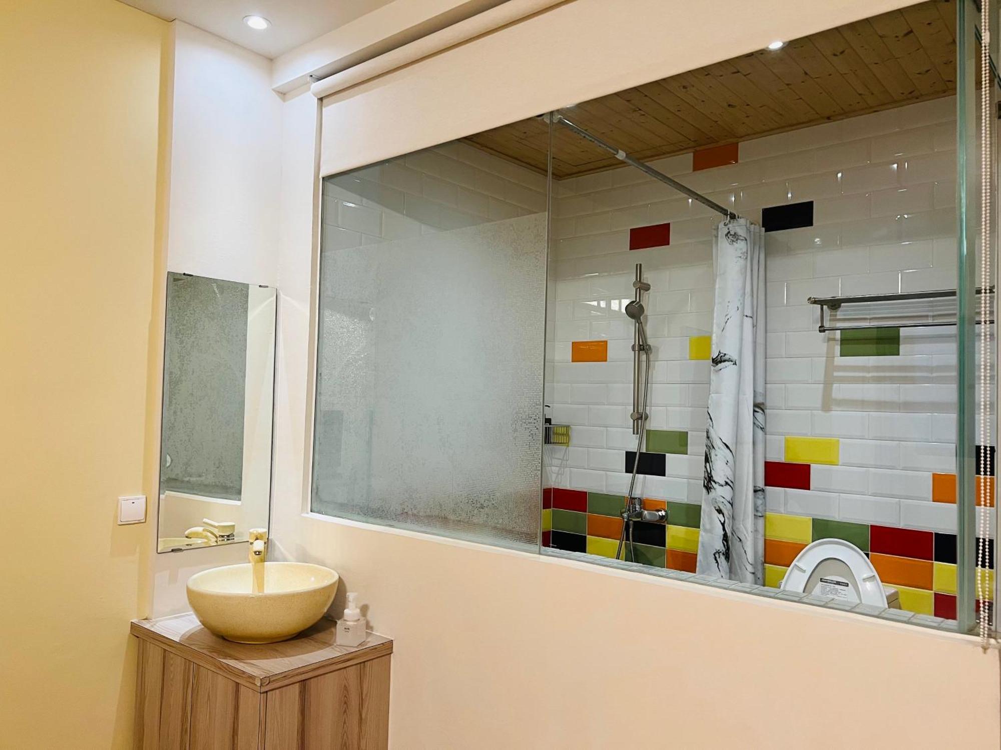 טאינאן Canal Walk Inn מראה חיצוני תמונה