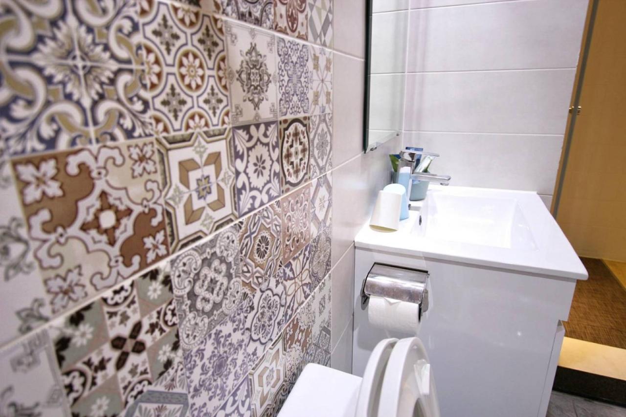 טאינאן Canal Walk Inn מראה חיצוני תמונה